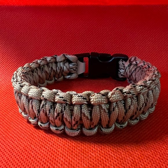 Tan and Black XL Paracord Bracelet 10.5 Inches - Picture 1 of 4